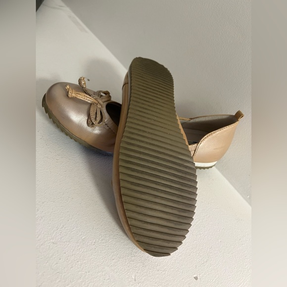 Arnold Churgin | Gold All Leather Ballet Flats - Picture 7 of 8